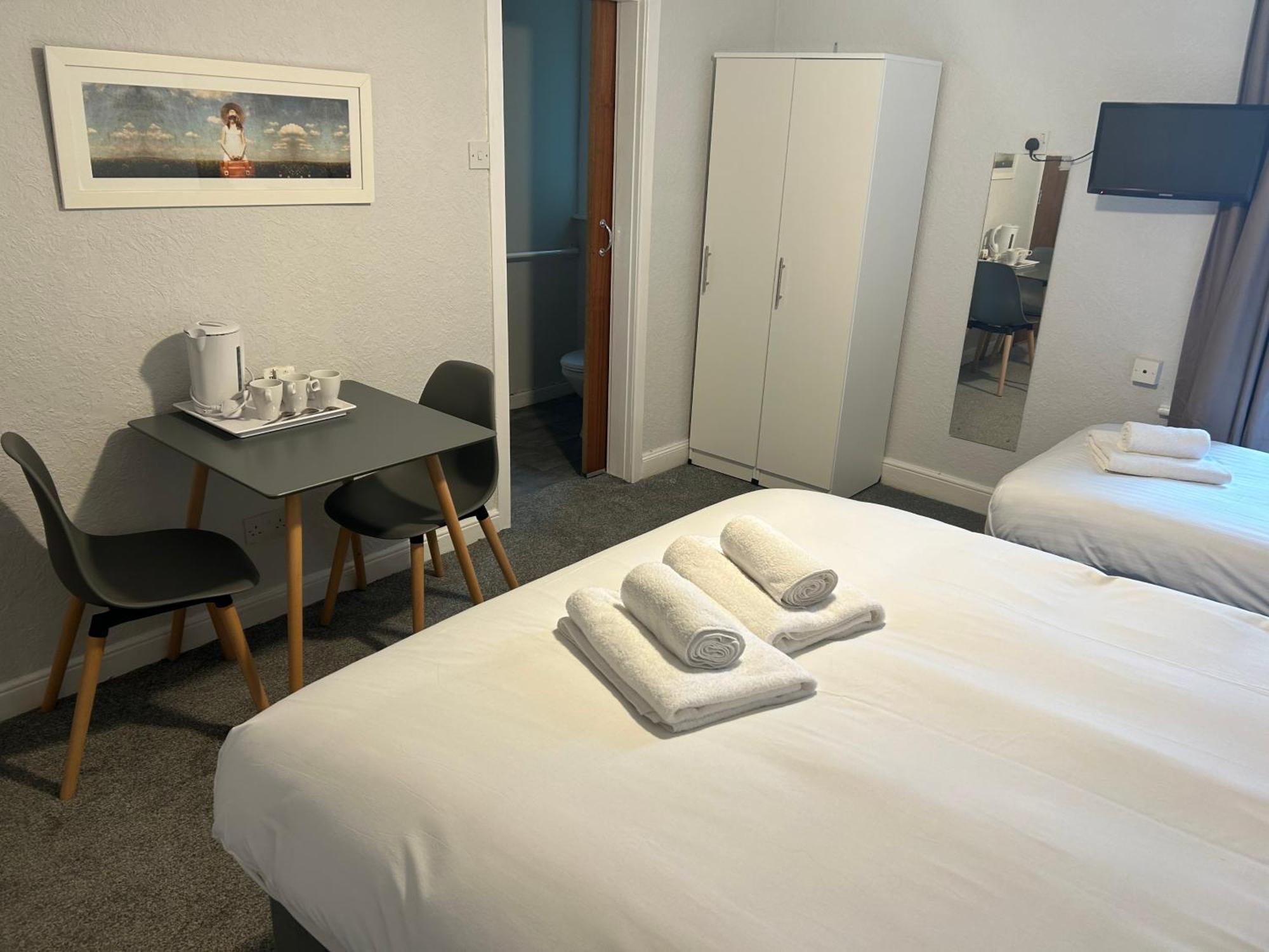 The Clifton Seafront Hotel モアカム エクステリア 写真