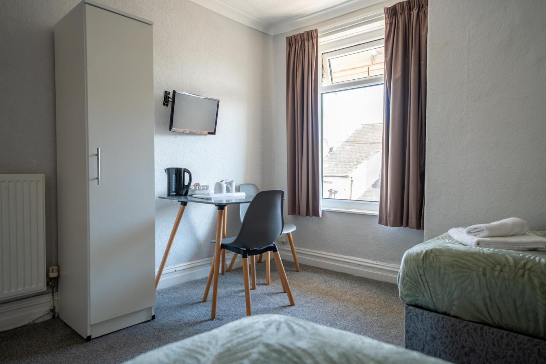 The Clifton Seafront Hotel モアカム エクステリア 写真