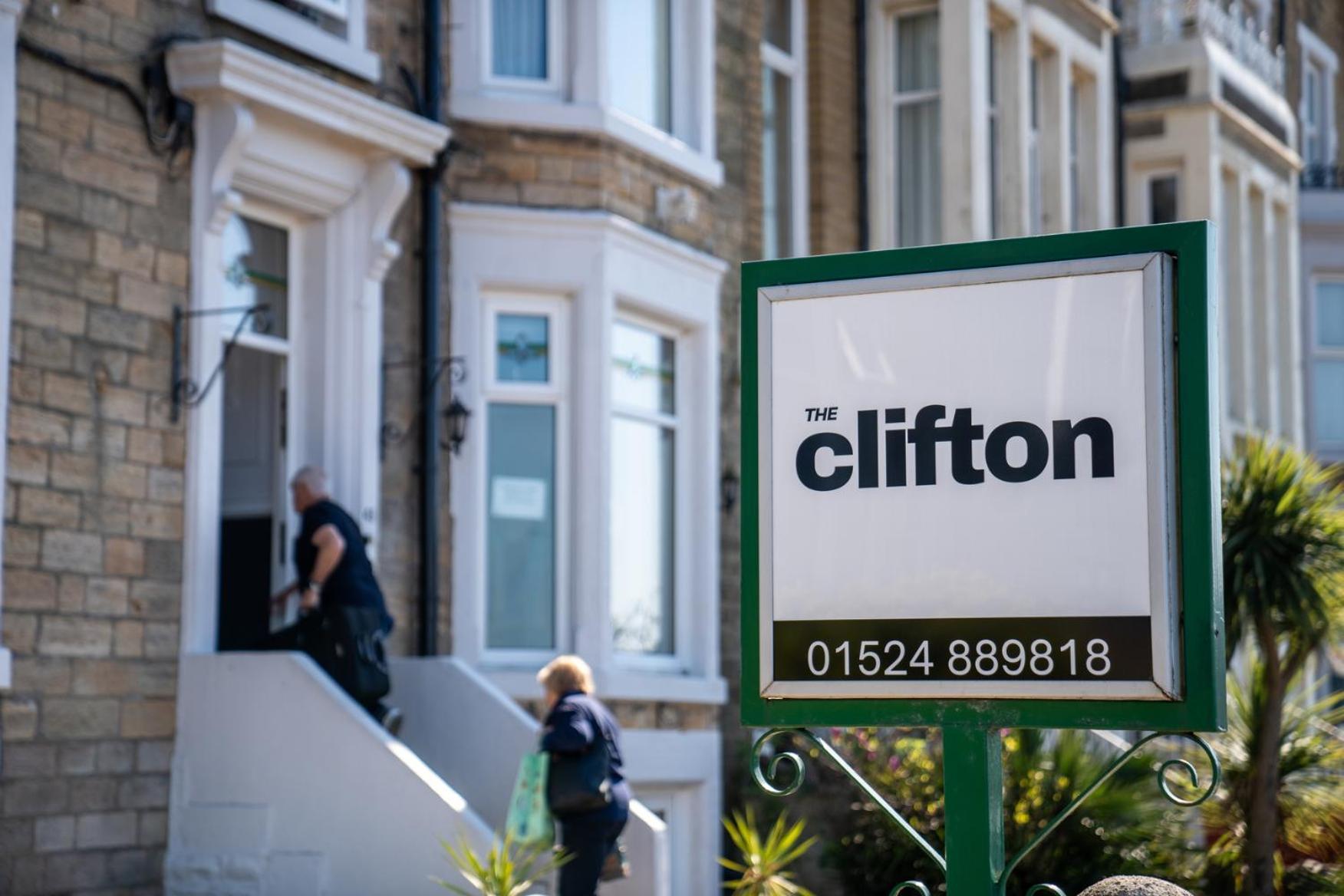 The Clifton Seafront Hotel モアカム エクステリア 写真